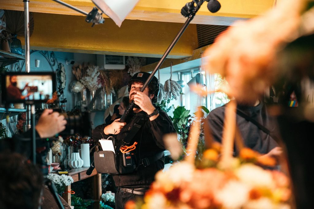 Behind the scenes photo 23