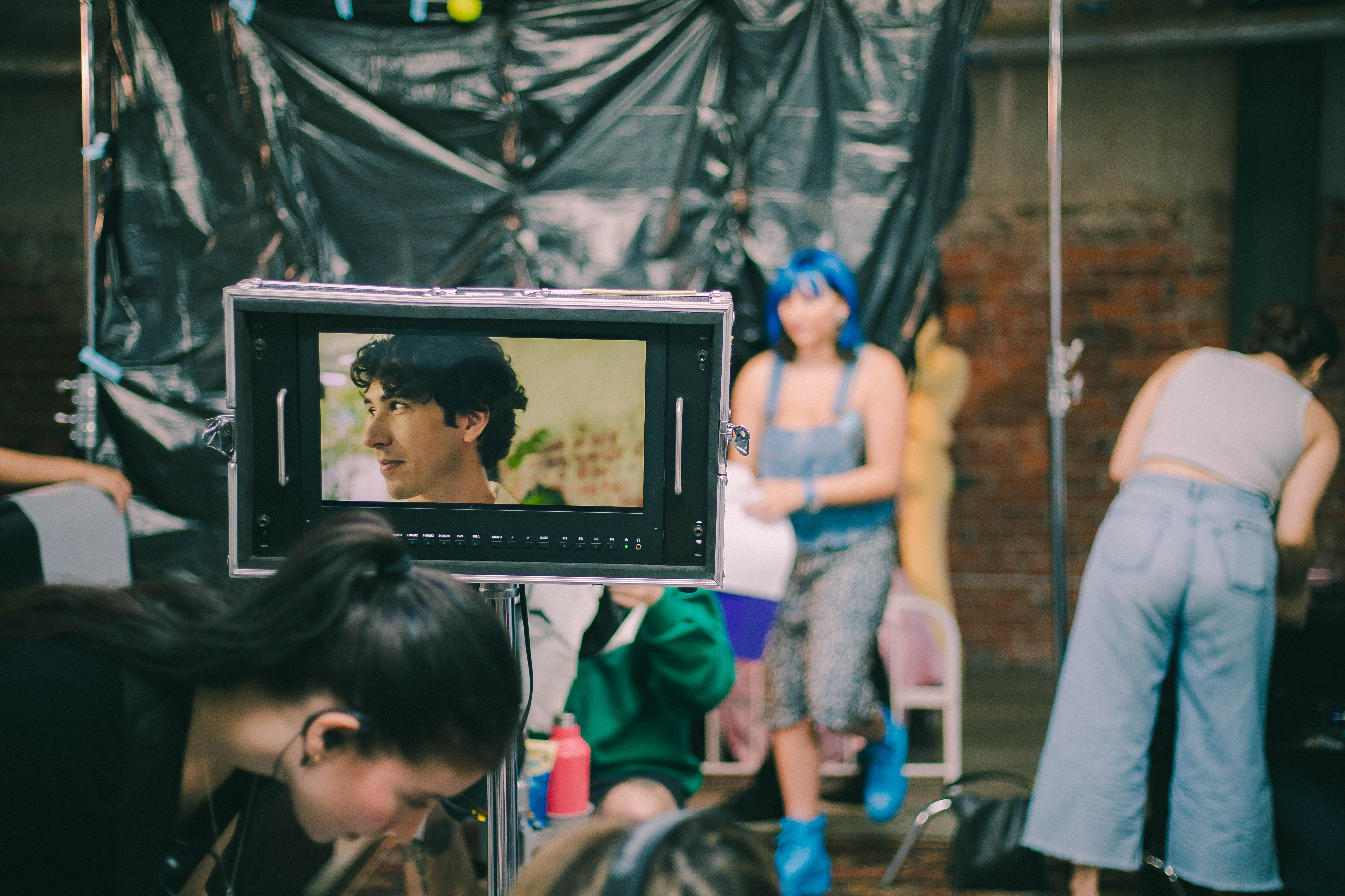 Behind the scenes photo 13