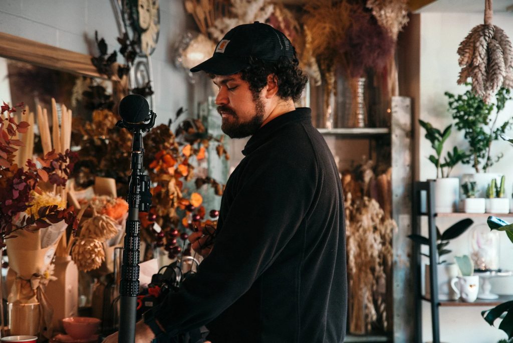 Behind the scenes photo 18
