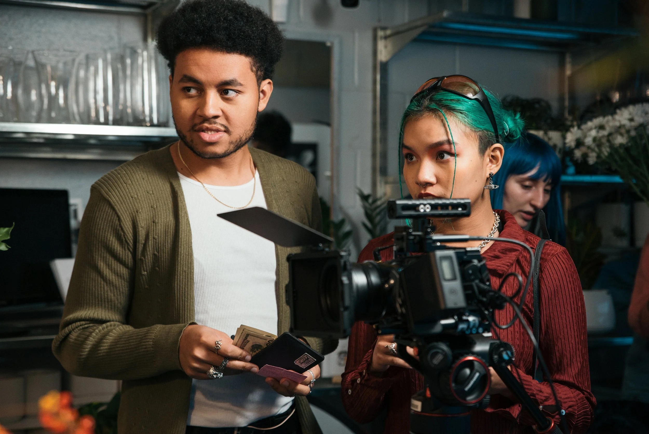 Behind the scenes photo 90