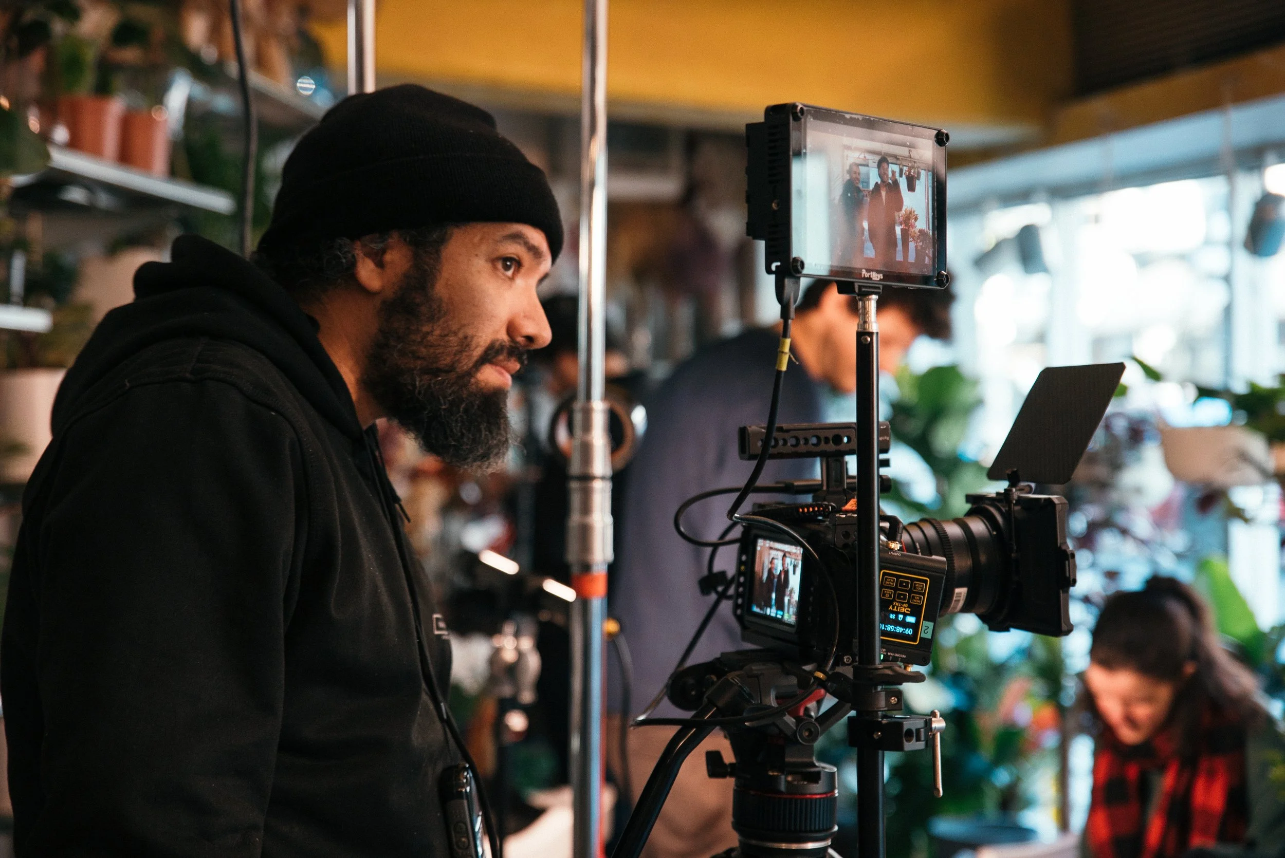 Behind the scenes photo 1