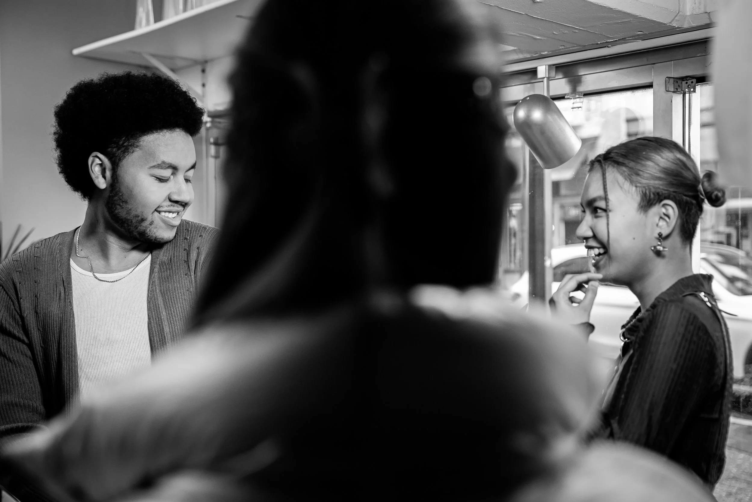 Behind the scenes photo 25