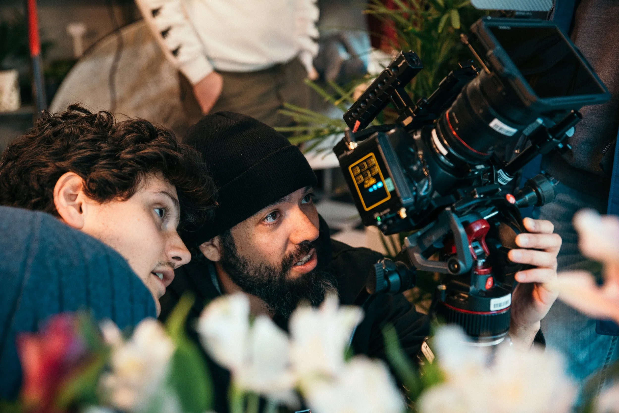 Behind the scenes photo 31