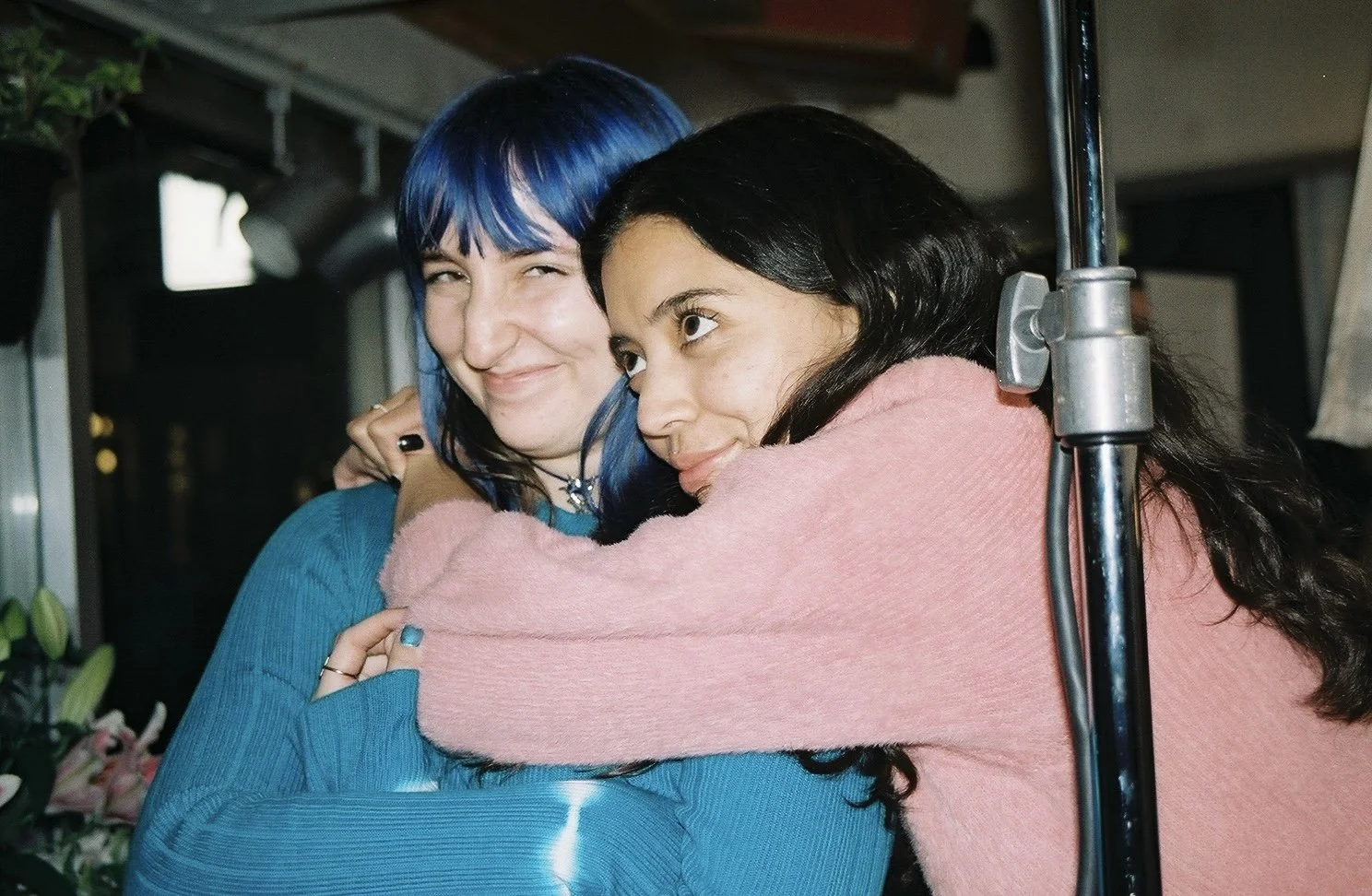 Behind the scenes photo 115