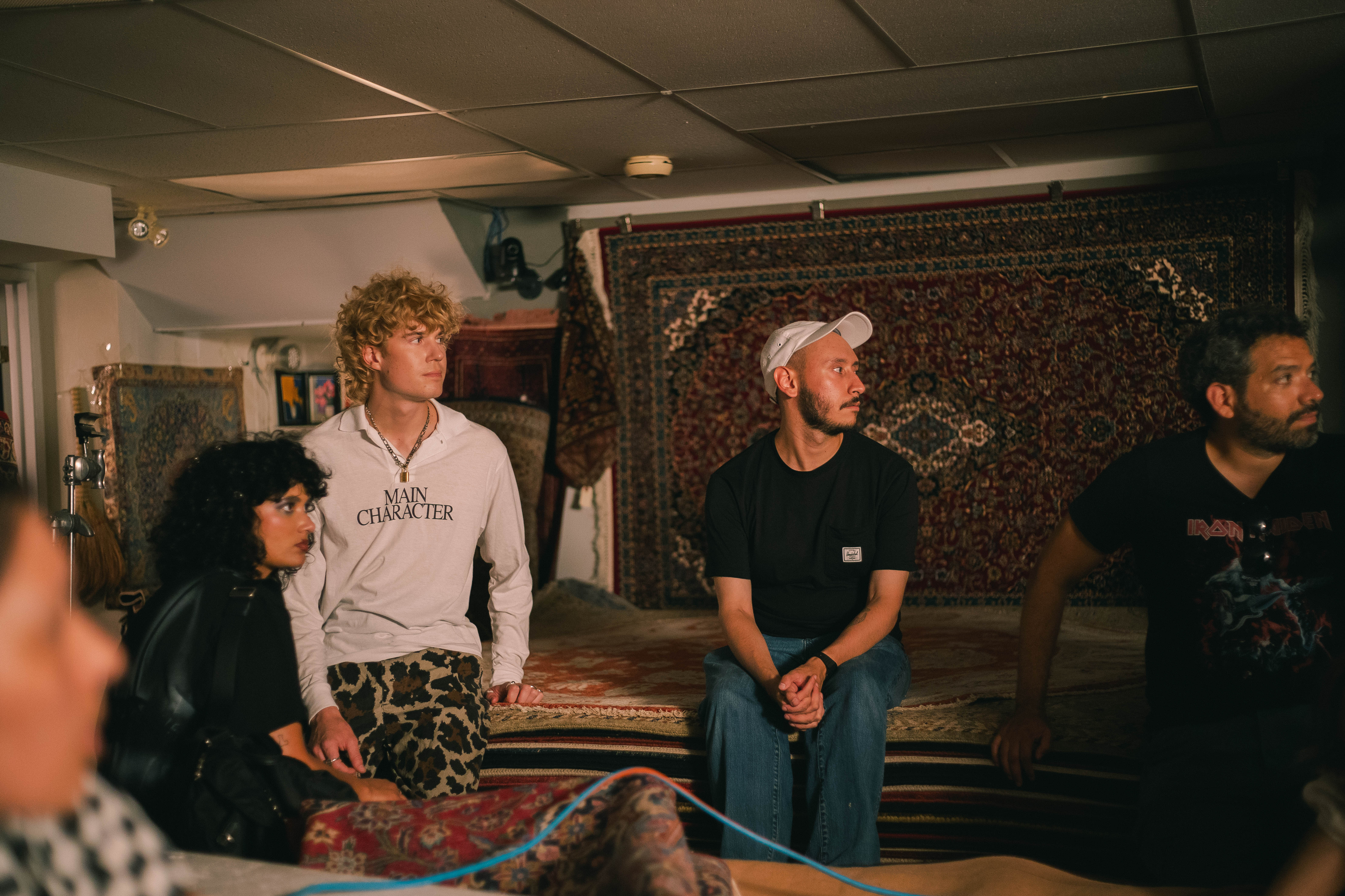 Behind the scenes photo 53