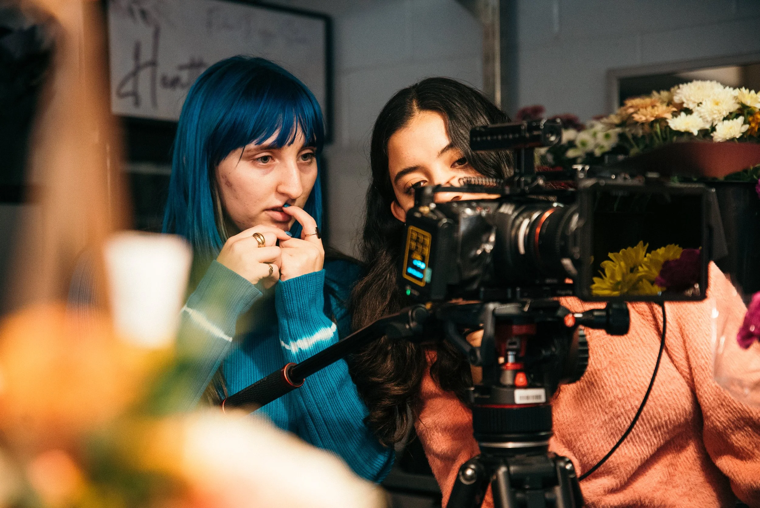 Behind the scenes photo 33