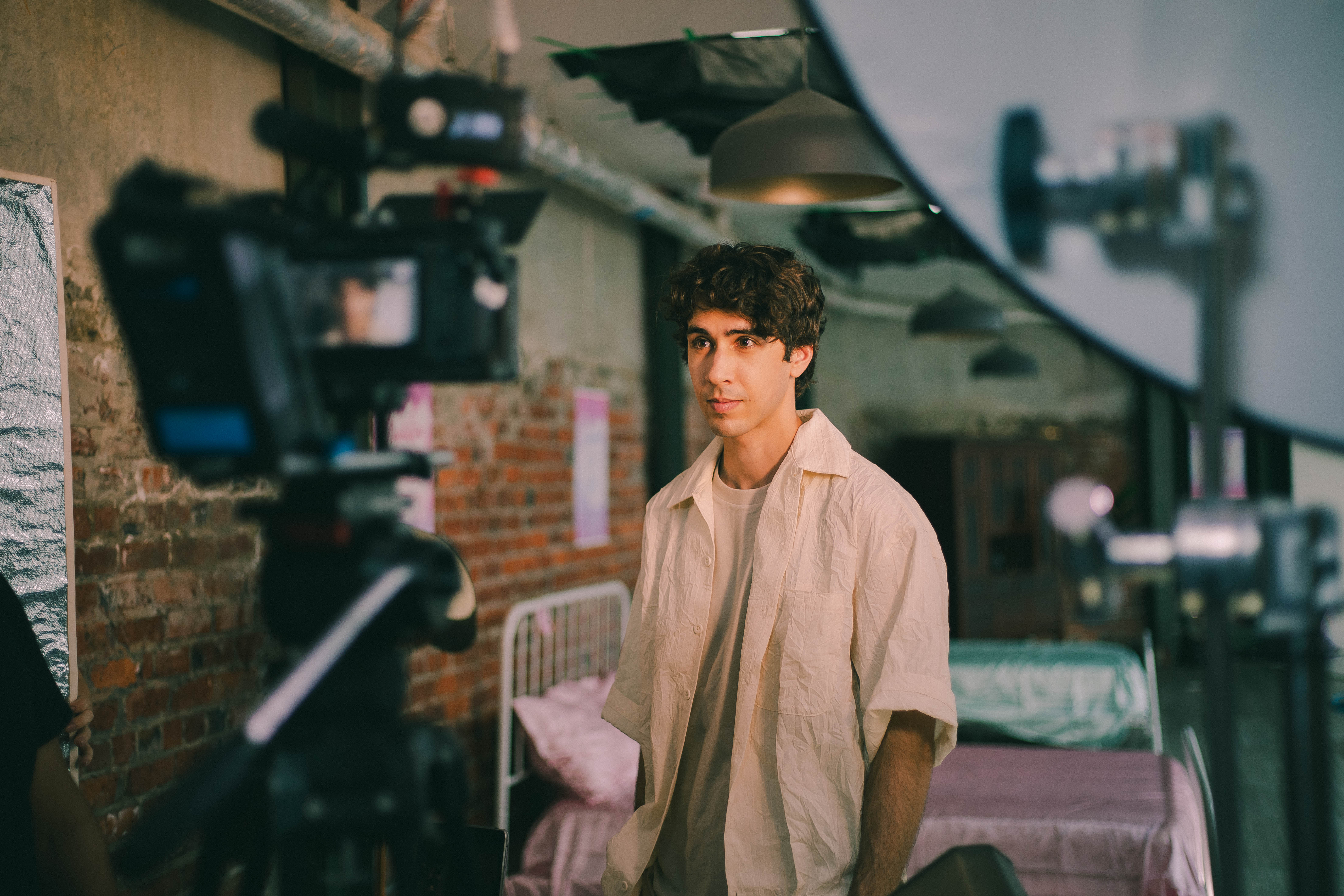 Behind the scenes photo 27