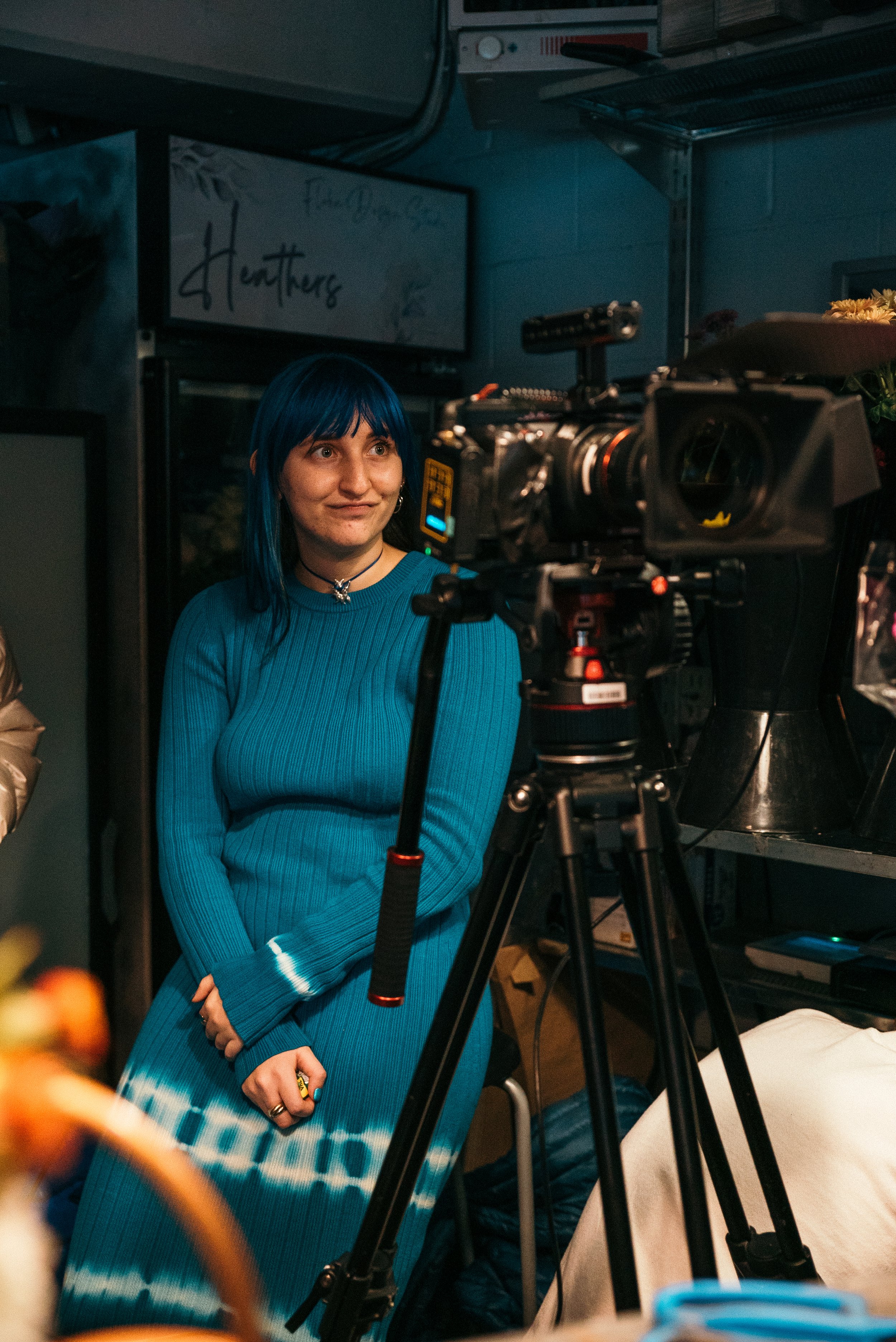 Behind the scenes photo 35